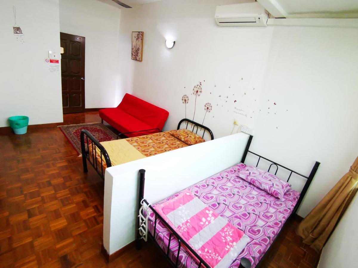 Lpm Room Tanjung Bungah  Εξωτερικό φωτογραφία
