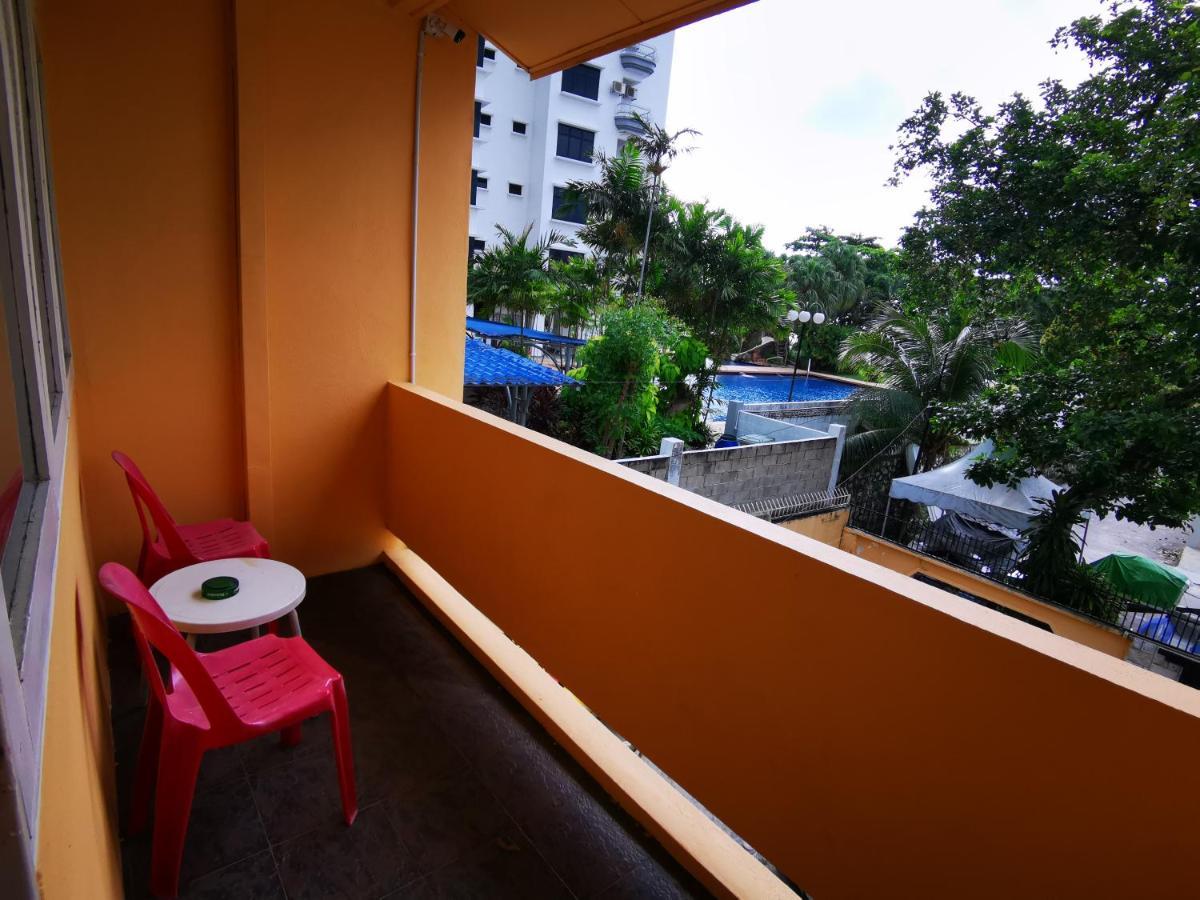 Lpm Room Tanjung Bungah  Εξωτερικό φωτογραφία