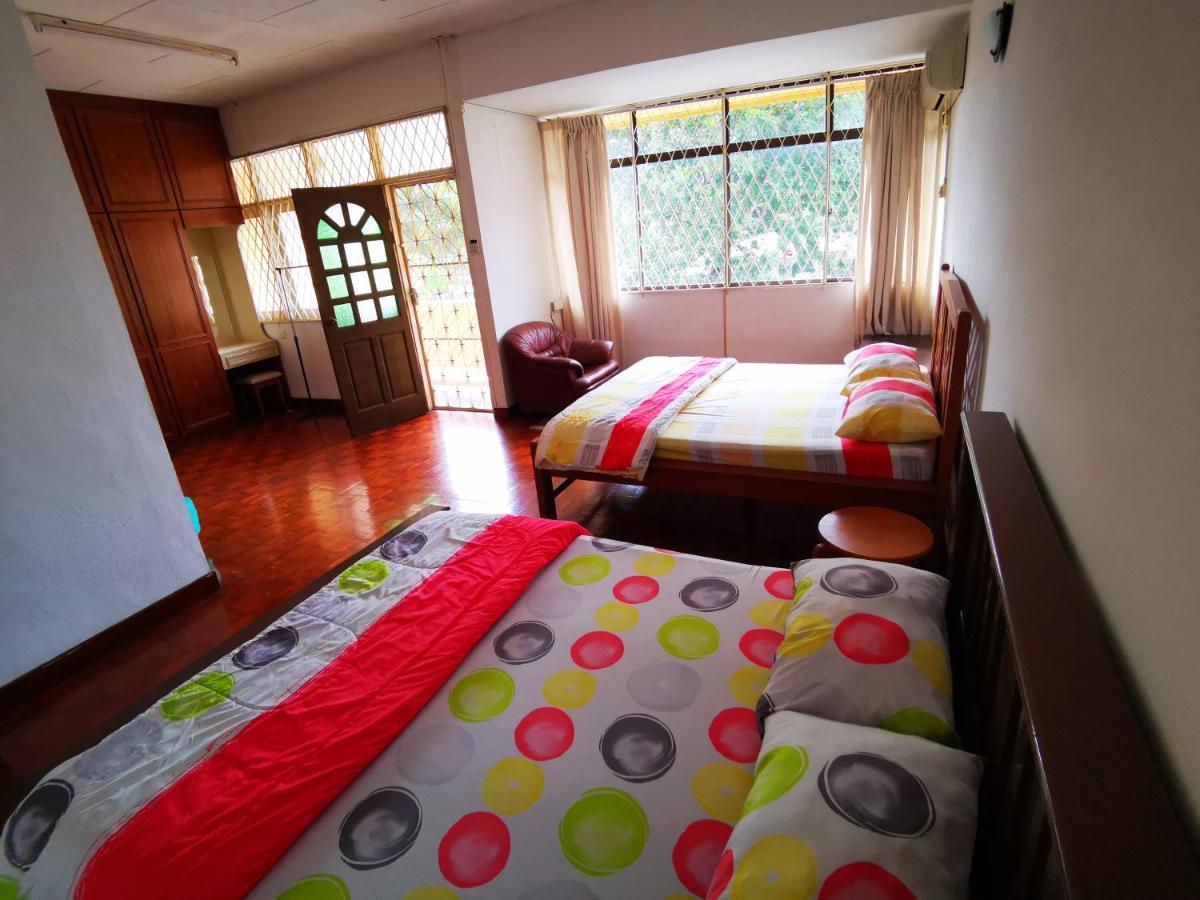 Lpm Room Tanjung Bungah  Εξωτερικό φωτογραφία